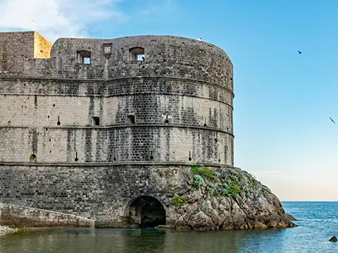 Fort Bokar