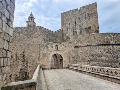 Ploče Gate